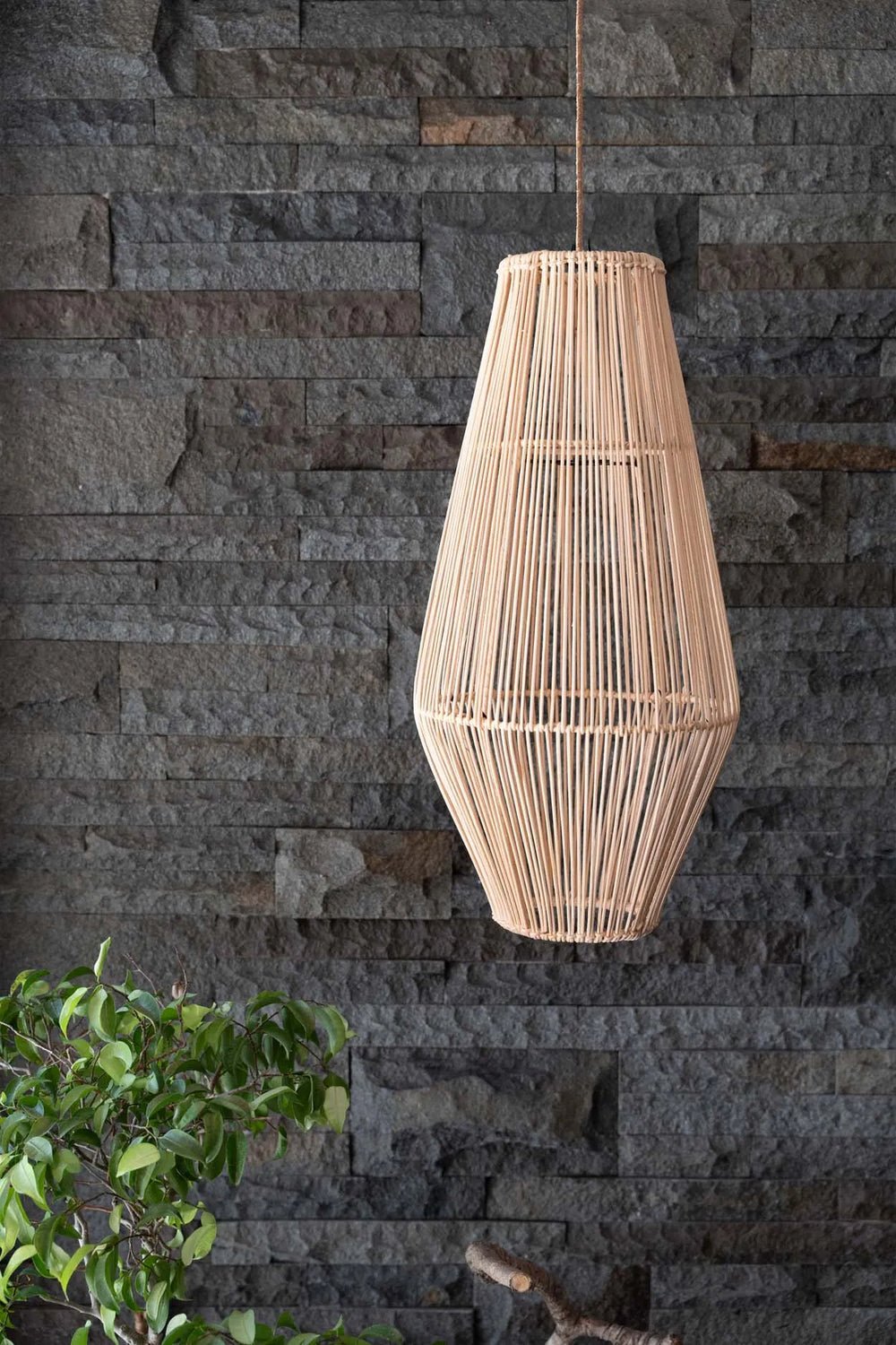 The "Afrodisiac" Pendant Lamp - Natural - M - Balinaya