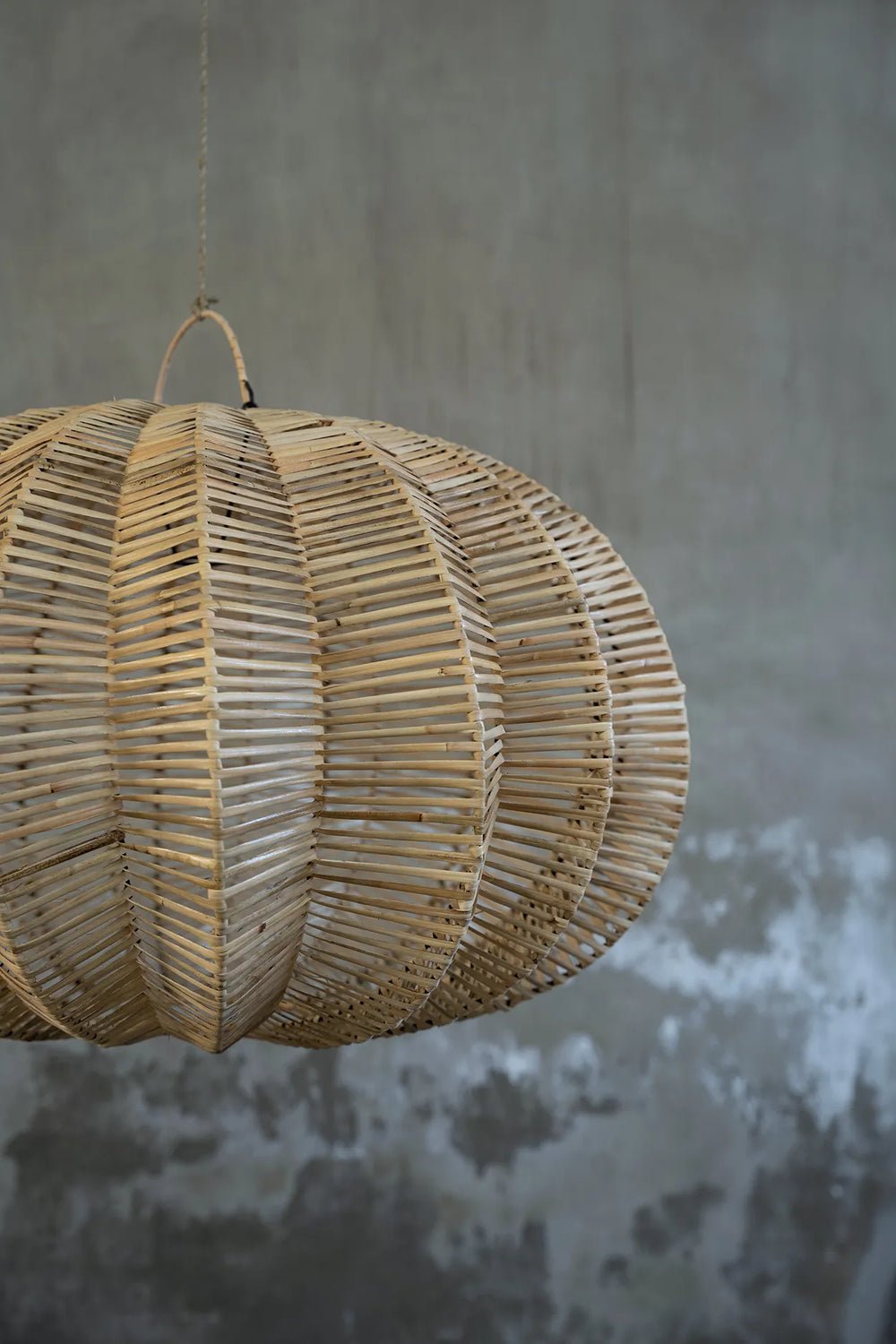 The "Cerise" Pendant Lamp - Natural - Balinaya