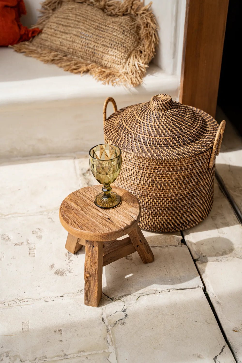 The "Colonial" Handles Basket - Natural Brown - Balinaya