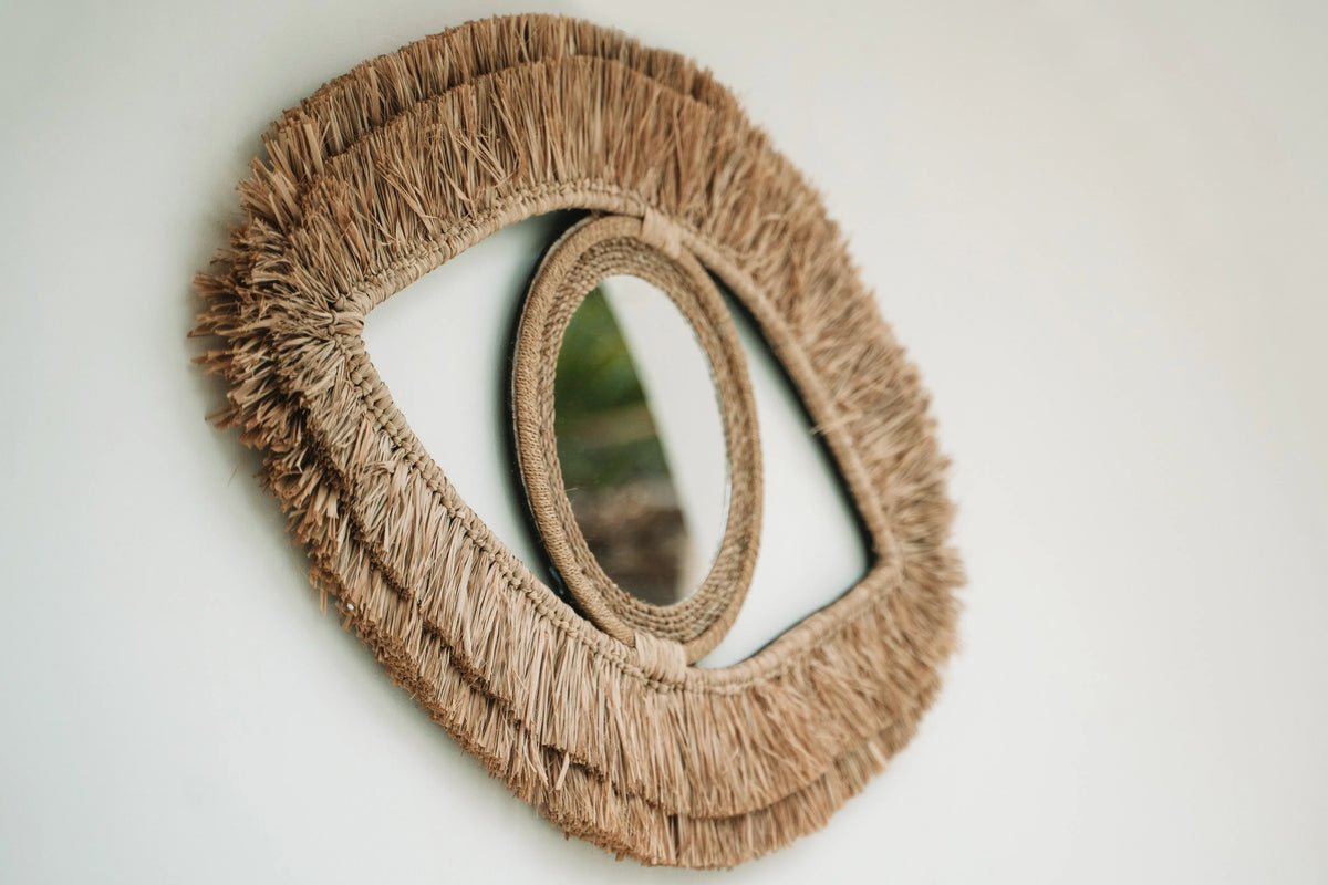 The Raffia Eye Mirror - Natural - M - Balinaya