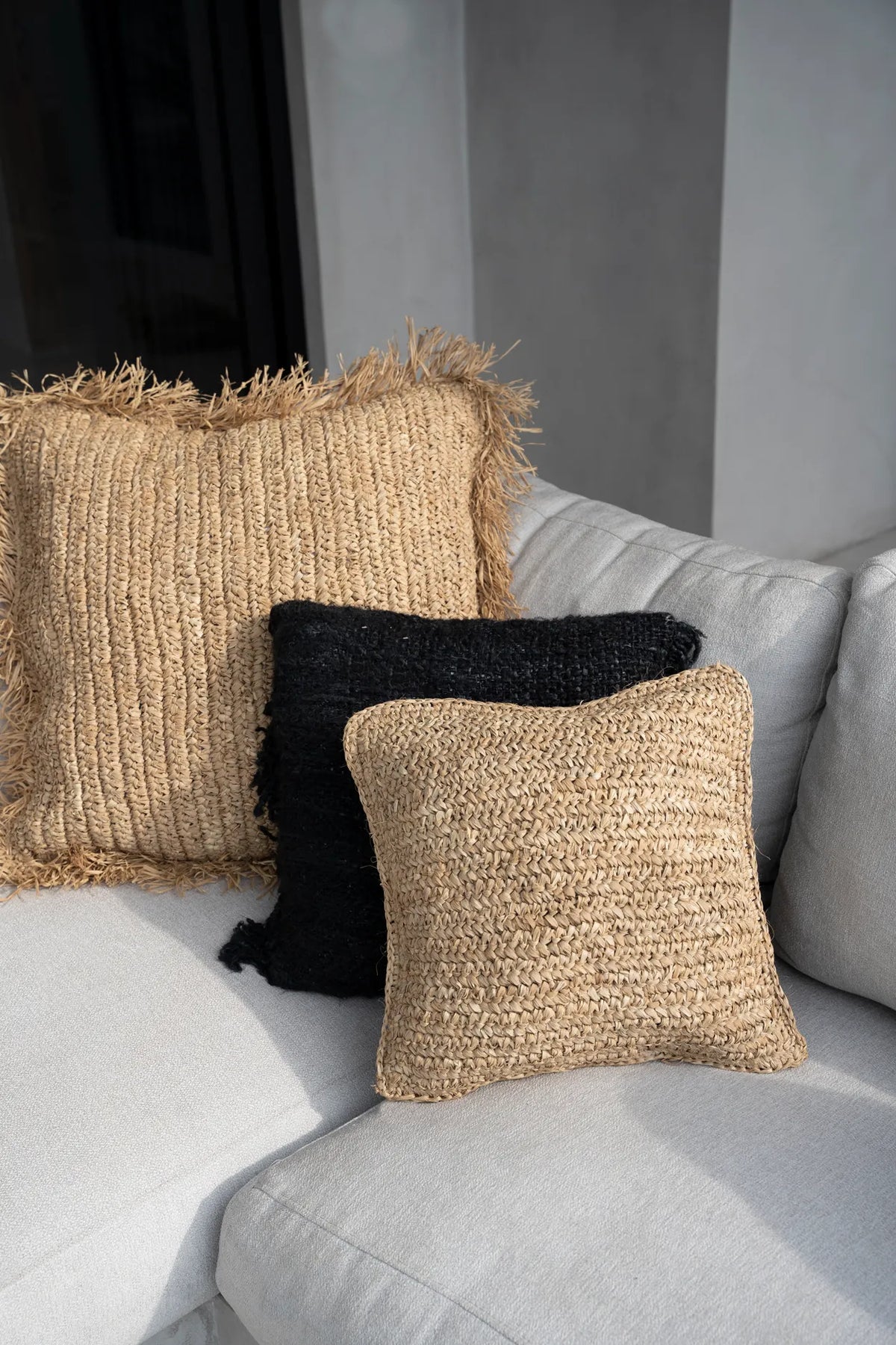 The Raffia Flores Cushion Cover - Natural - 40x40 - Balinaya