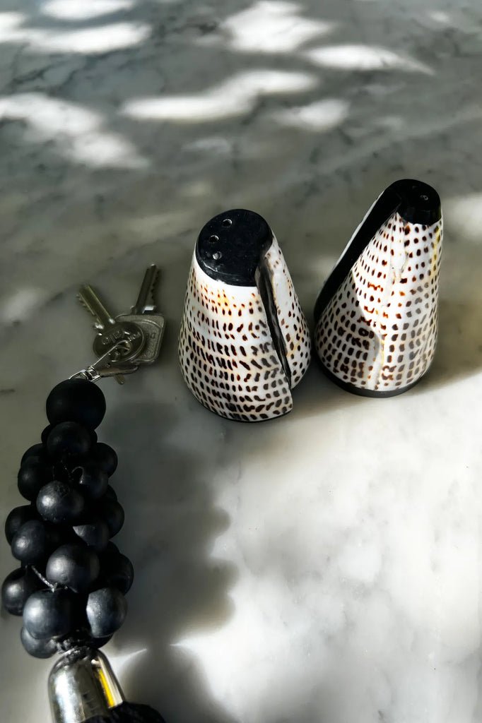 The "Salt and Peppa" Shells Set - Set of 2 - Balinaya