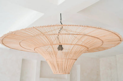 The Sky Pendant Lamp - Natural - L - Balinaya