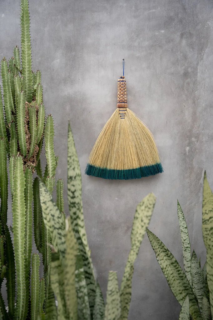 The Sweeping Hand Brush - Natural Turquoise - Balinaya