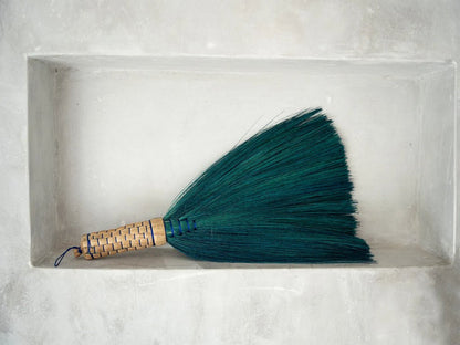 The Sweeping Hand Sweeper - Turquoise - Balinaya