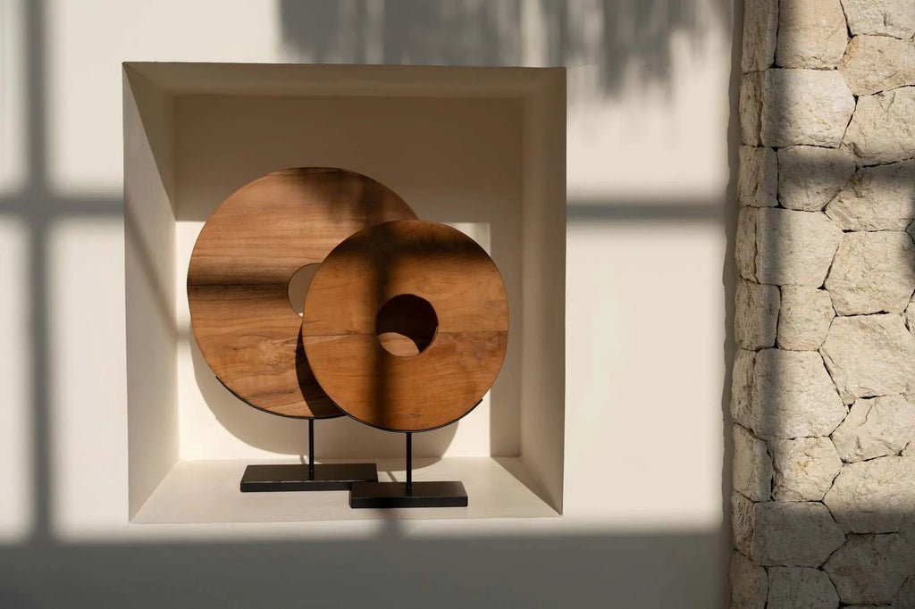 The Teak Disc on Stand - M - Balinaya